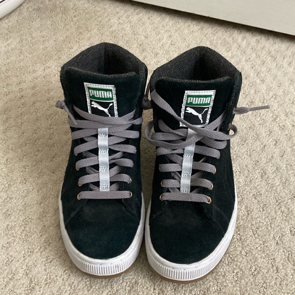 Puma hightops